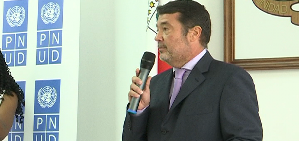 ENTREGA DE LA PLATAFORMA WEB AL DEFENSOR DEL PUEBLO 